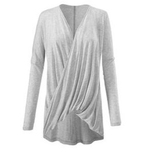 CAbi Taylor Tee ▫️◽️◻️